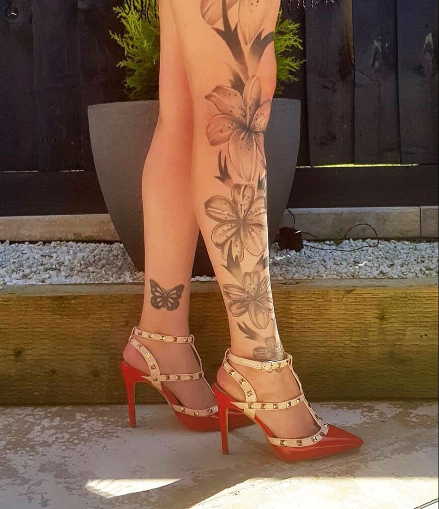 31 Best Inscriptions Leg Tattoos Designs For Woman 10 e1594099176304